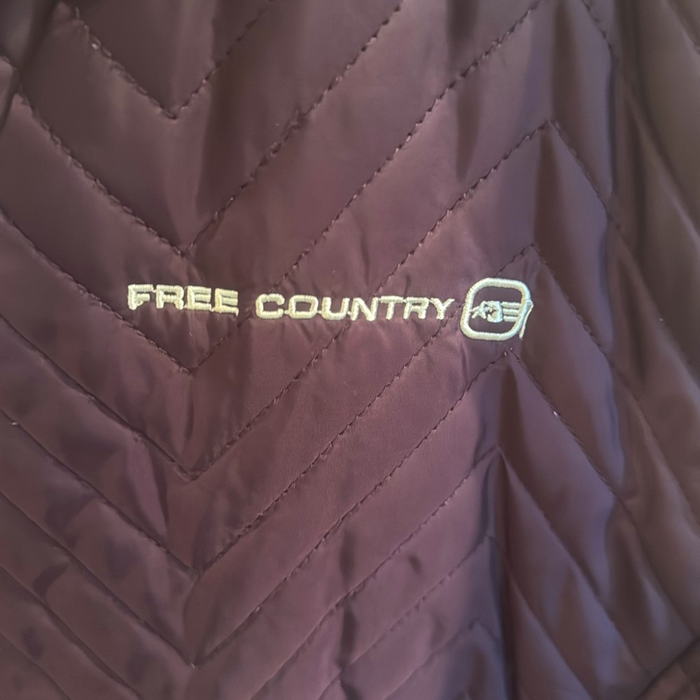Free Country Deep Purple Quilted Vest with Sherpa Collar - Picture 2 of 6